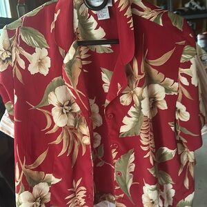 Alfred Dunner stunning Hawaiian button blouse